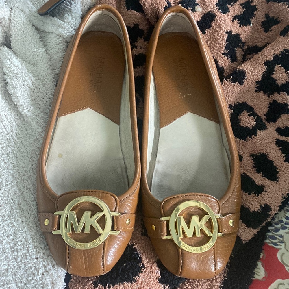 MK leather flats